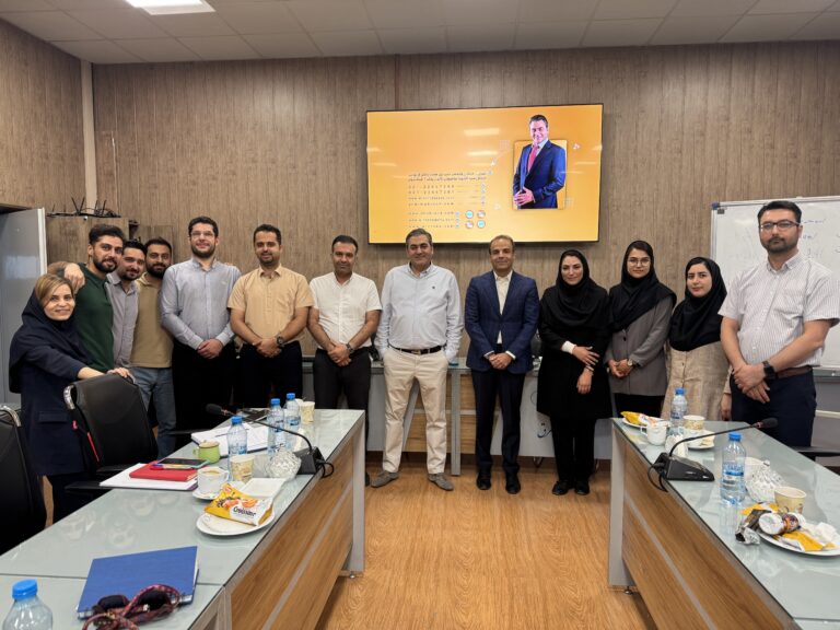 دوره جامع دیجیتال مارکتینگ؛ آموزش صفر تا صد بازاریابی دیجیتال 17 دوره های تخصصی سازمانی با تدریس دکتر مهریزدان